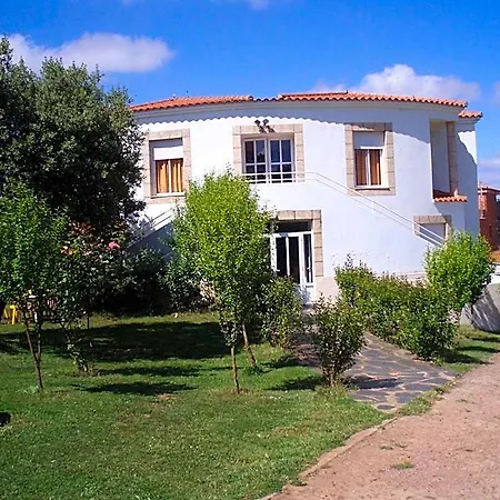 Hotel Balneario Fuentes Del Trampal 3*